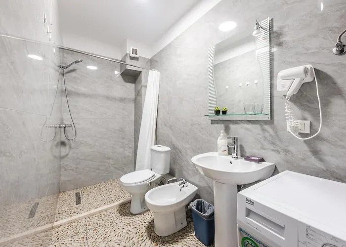 Sisi's Apartments-tirana Center